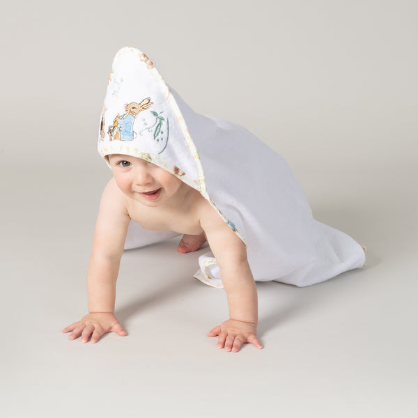 Peter Rabbit & Benjamin Bunny Hooded Towel