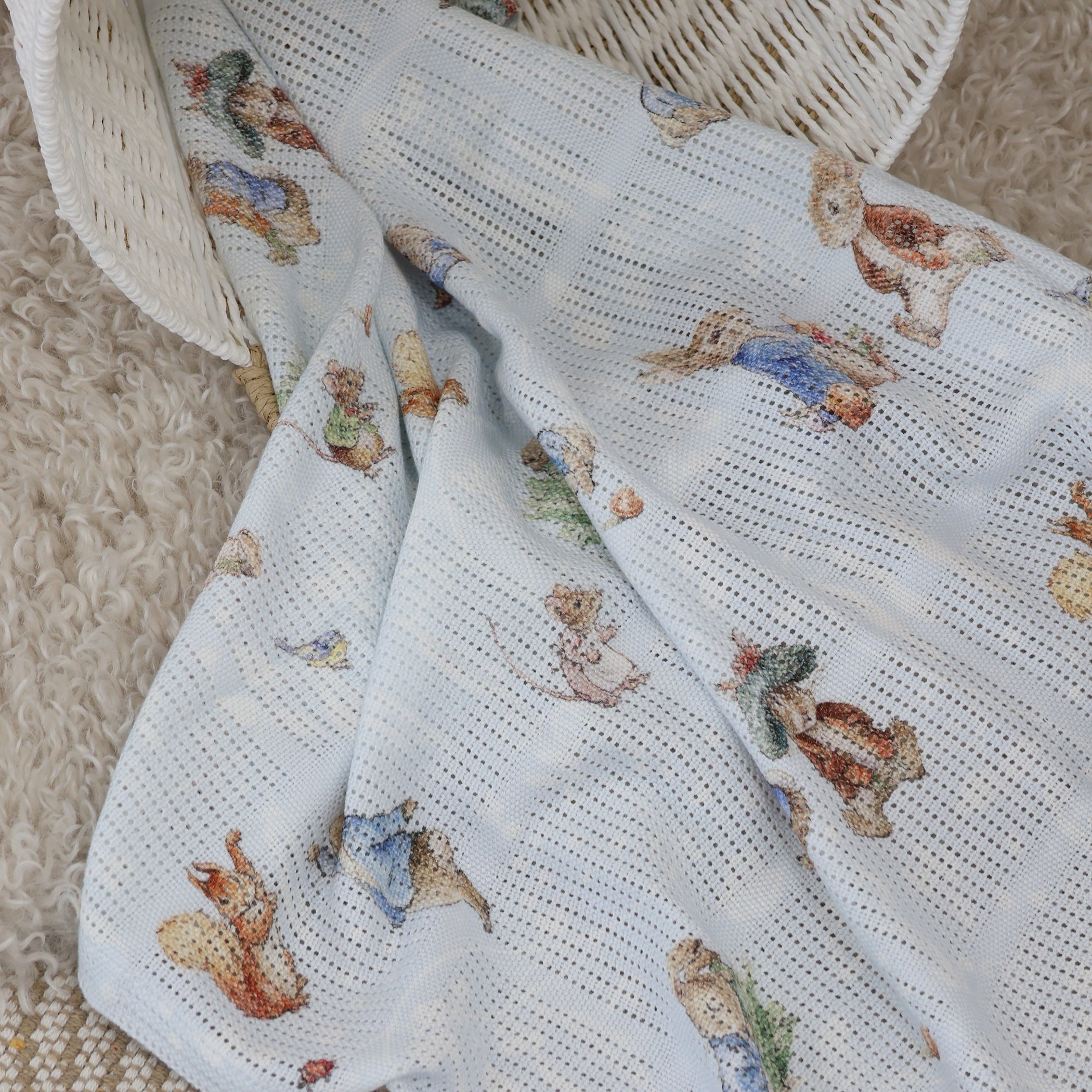 Peter Rabbit & Benjamin Bunny Cellular Blanket