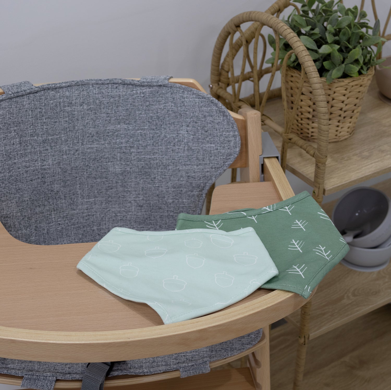 Nordic 2pk Bandana Bibs Avocado/Forest
